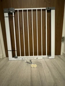 Zastitna ogradica za decu ili kucne ljubimce br.119 uvoz CH