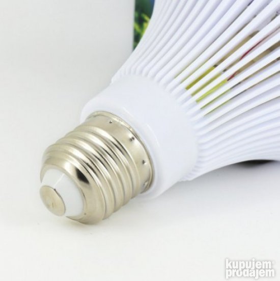 ROTIRAJUĆA Disko RGB LED Sijalica 3w -Disko KUGLA
