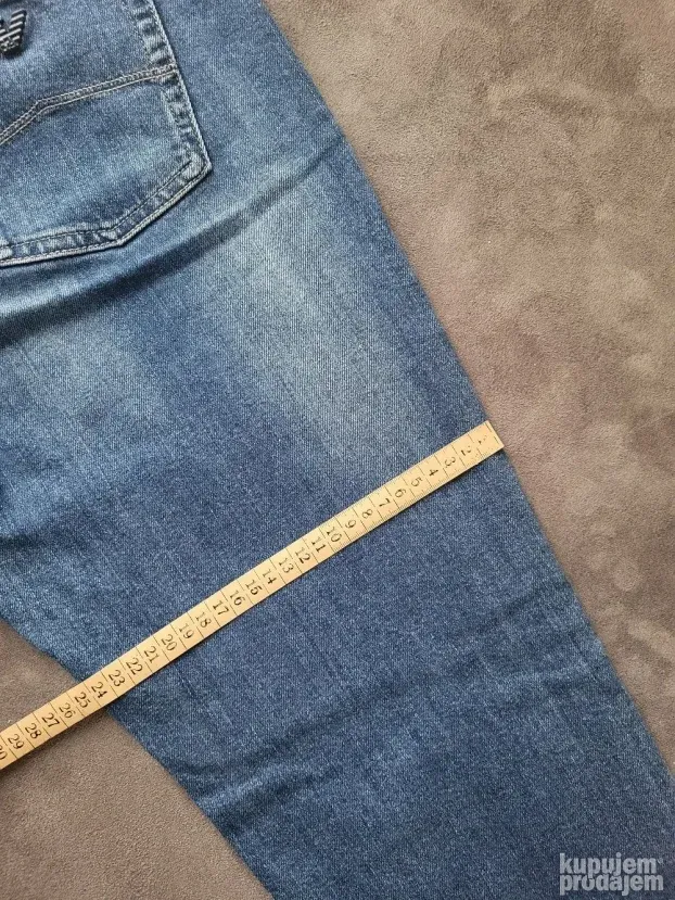 Emporio Armani farmerke 31 - Original. ARMANI