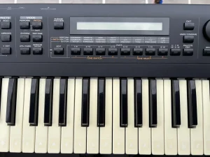 Roland XP-30