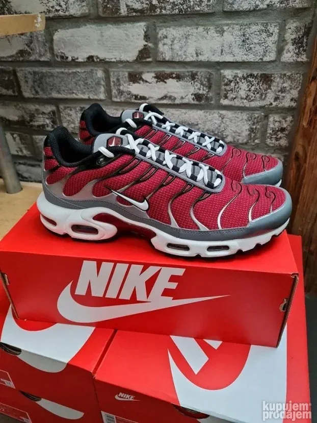 Air Tn dostupne 41 42 43 44 45 finalna rasprodaja 6999din