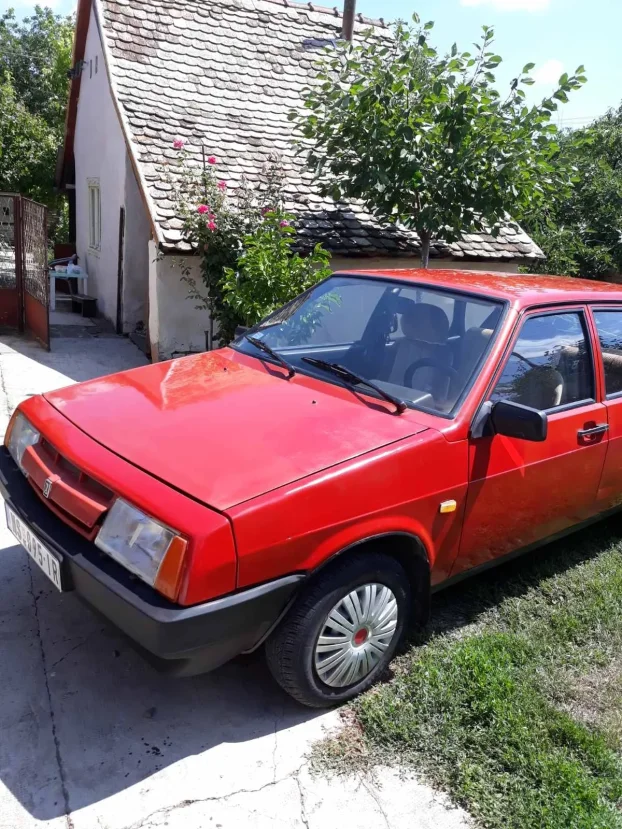 1991 Lada Samara 1300S