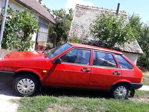 1991 Lada Samara 1300S