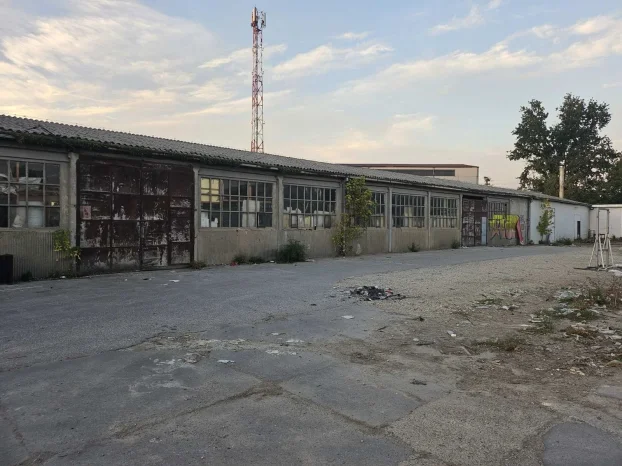 Bozidara Adzije, Petrovaradin, 1500 m²