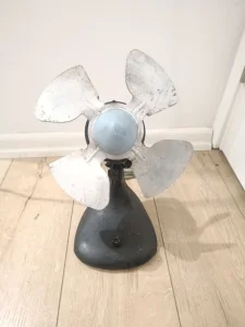 Vintage metalni ventilator - Industrial Crni