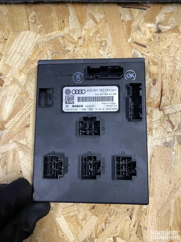 2x Original Audi LED Kennzeichenleuchte Für A1 A3 (8V) A4 (8K) A6 A7 (4G) Q3 Q5
