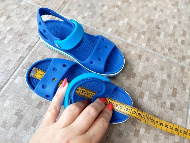 Crocs sandale oznaka c11