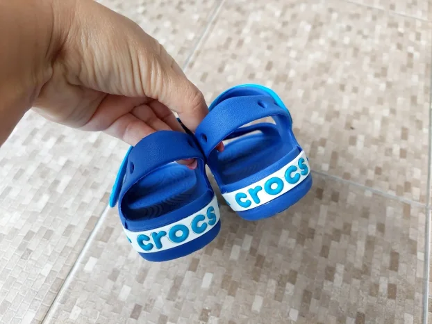 Crocs sandale oznaka c11