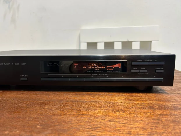Tuner FM Yamaha TX-350L – Noir – Occasion Fonctionnel