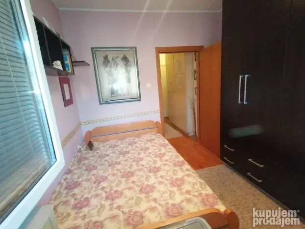 Odličan, 38 m2 - Nova Detelinara!
