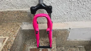 sr suntour 20" novo nemontirano