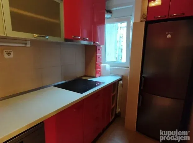 Kej, trosoban, 73m2