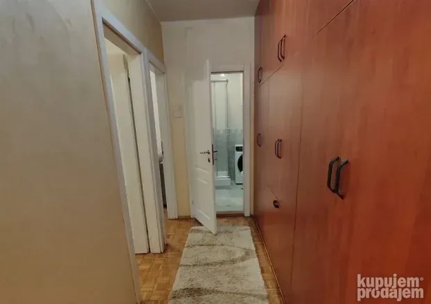 Kej, trosoban, 73m2