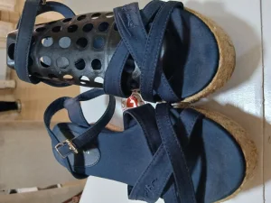 TOMMY HILFIGER sandale 37