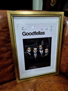 Dobri momci, uramljeni plakat u drveni ram, zastakljen, 54cm