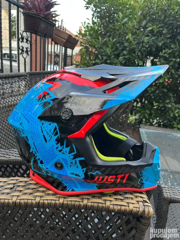 Just1 fullface mtb kaciga