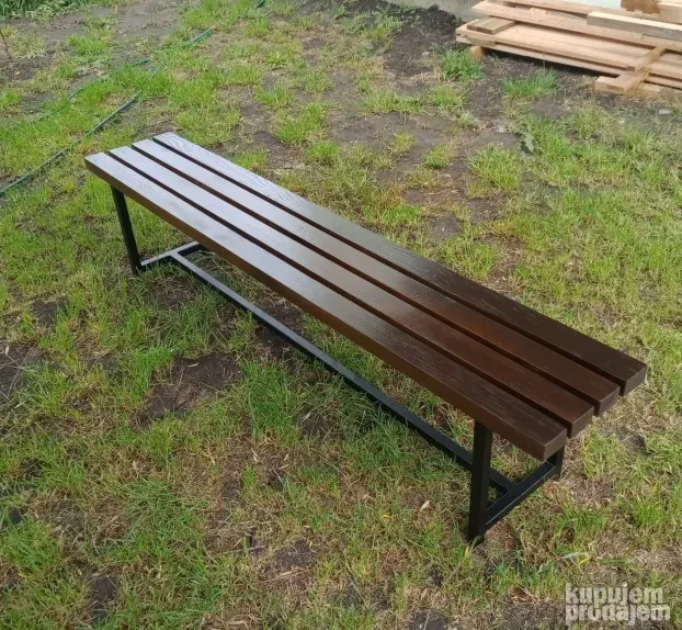 Sto i 4 klupe, baštenski stolovi i klupe, sto i klupe