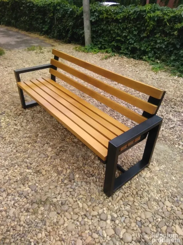 Sto i 4 klupe, baštenski stolovi i klupe, sto i klupe