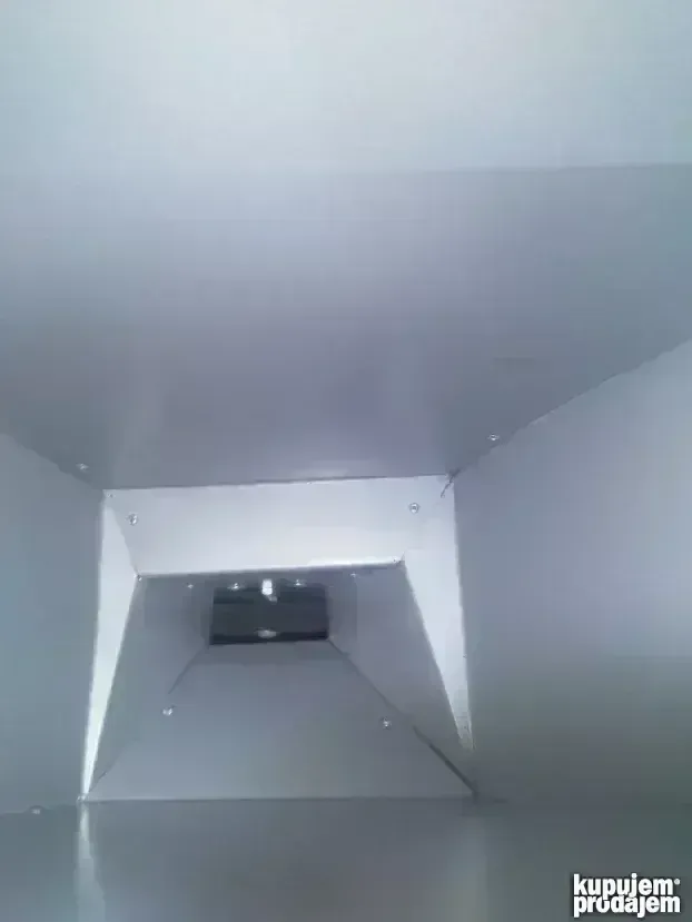 Lešnik-duvaljka usluzno krcanje