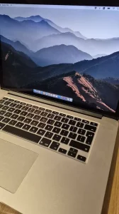 MacBook Pro i7 16GB NOVA Baterija