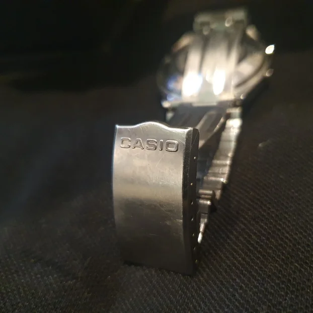 Casio 95qr-33 retro vintage iz 1977. godine digitalni LCD