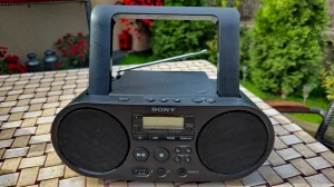 SONY ZS-PS50 - stereo FM radio, CD, Aux IN, USB