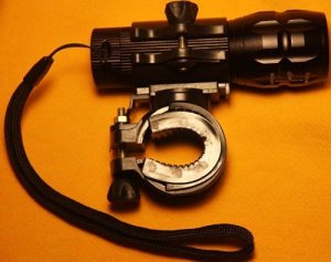 Lampa Cree Q5(3 moda)+drzac tunelski rotirajuci