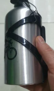 Nosac bidona i aluminijumska flasica