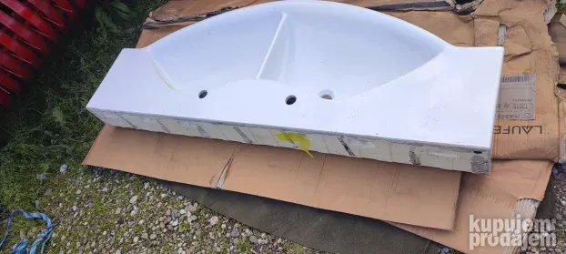 umivaonik keramicki dupli viseci 150x56cm.