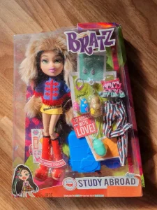 Bratz Study abroad Jade