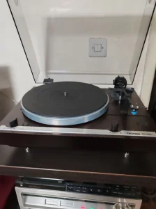 Thorens TD-320