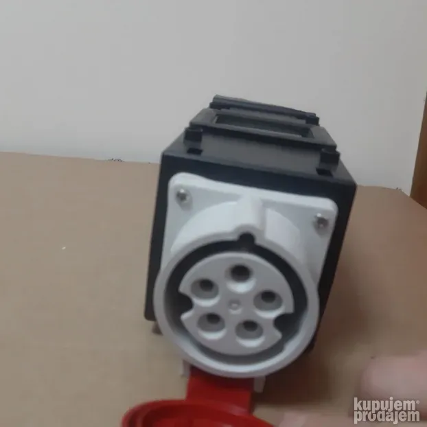 MIXO Prelazni 5-Polni Utikac 32A/16A 11KW sa Osiguracem 16A