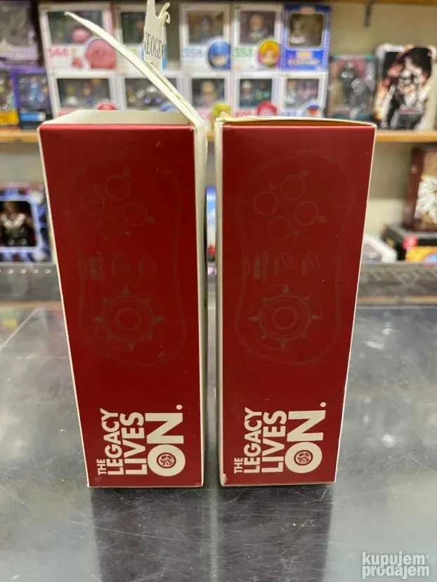 Lot 2 NEOGEO 40th SNK 40th Anniversary White Controller