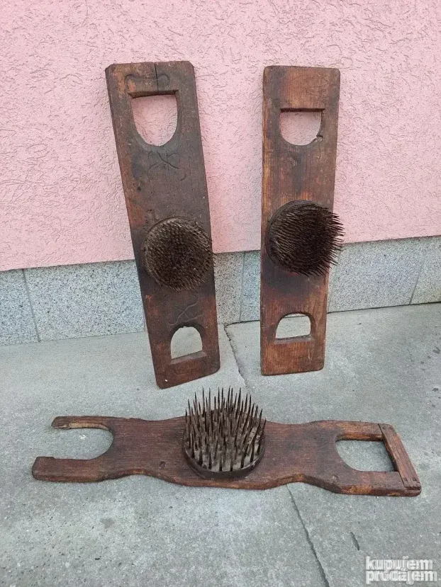 Stari alat za obradu konoplje