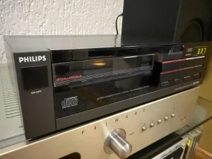 Philips CD-150 ( 2xTDA1540P )