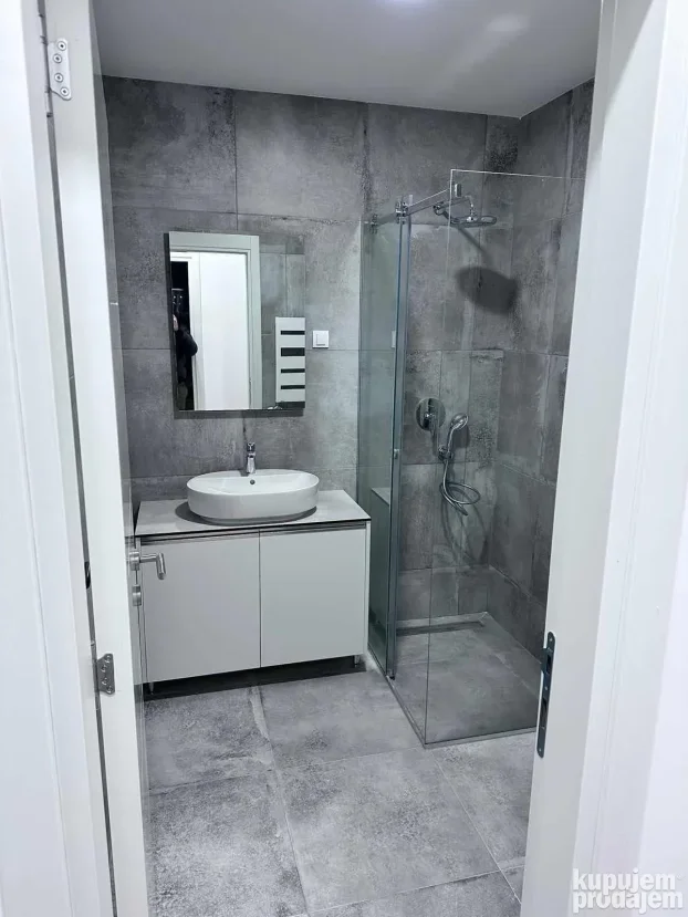 Miodraga Vlajica Šuke, Kragujevac, Bubanj, 3.0 trosoban, 106 m²