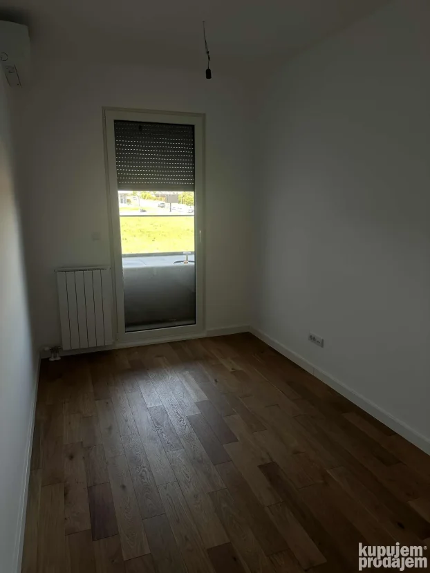 Miodraga Vlajica Šuke, Kragujevac, Bubanj, 3.0 trosoban, 106 m²