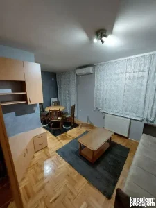 Kruševac, Centar, 0.5 garsonjera, 24 m²