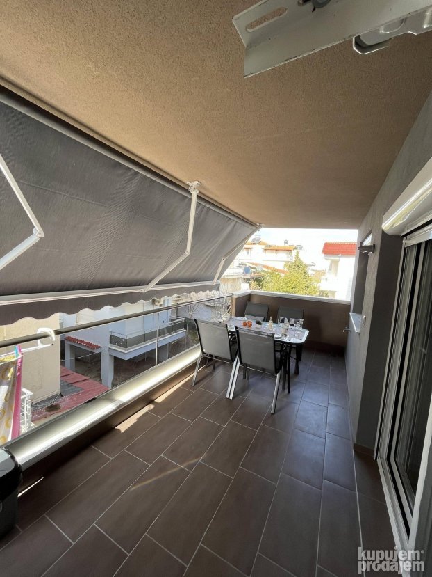 Izdajem Nov Apartman u Paraliji Paralia Katerini Hermes Sara