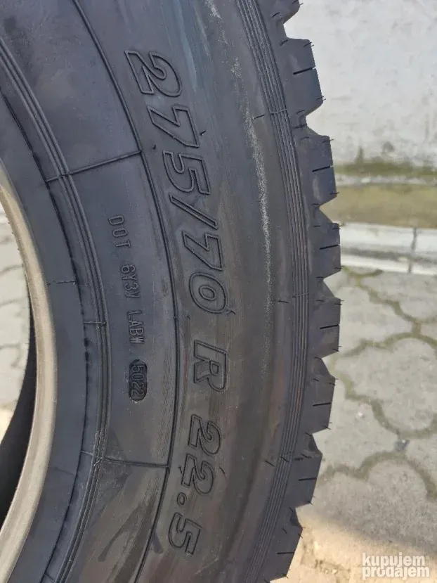 275/70 R22,5 Matador pogon