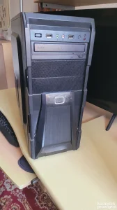 RYZEN 7 2700x / 32GB RAM / RX 480 8GB / SSD 256GB /HDD 500GB