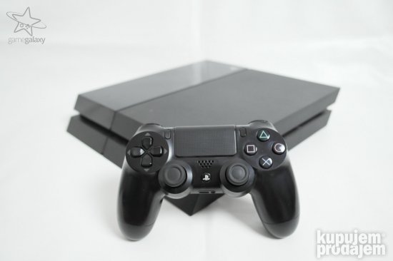 Playstation 4 / 500GB / 1 Džojstik / Red Dead Redemption 2
