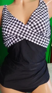 FIGLEAVES,dvodelni kupaci sa majicom VEL.44,90C,ETIKETA