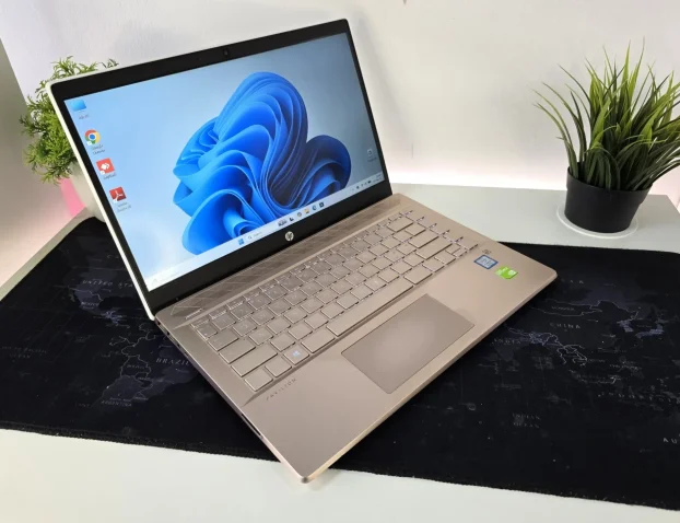 Laptop HP Pavilion 14 i5 8th/16GB/256GB NVMe/MX150/14" FHD