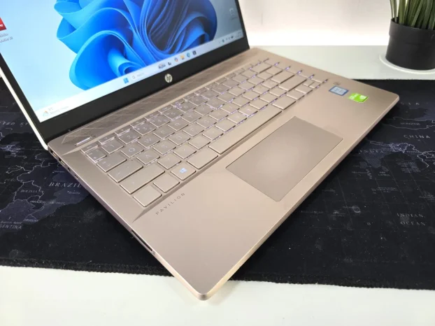 Laptop HP Pavilion 14 i5 8th/16GB/256GB NVMe/MX150/14" FHD