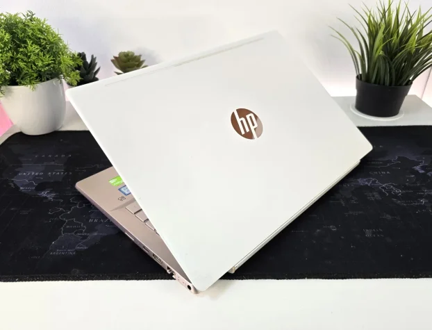 Laptop HP Pavilion 14 i5 8th/16GB/256GB NVMe/MX150/14" FHD