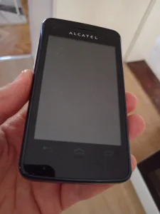 mobilni telefon