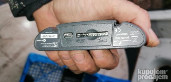 navigacija za auto tomtom one neispitana