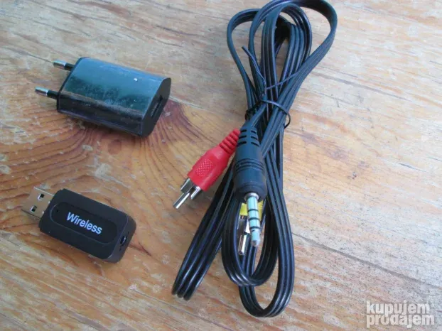 blutut poklon hitachi aux pojacalo i radio snazan