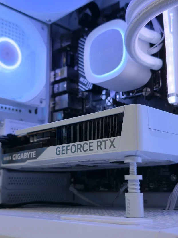 Ryzen 5 9600x RTX 5060 B650 32GB 1TB - SM075PC